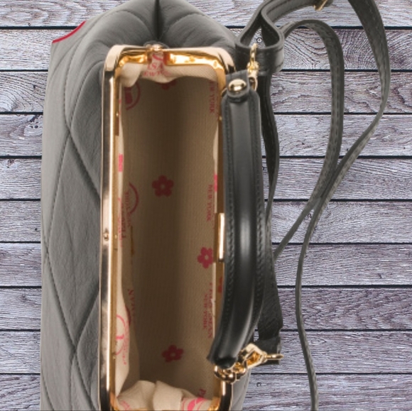 BRAND NEW-Persaman NY Guilted Version Handbag - Picture 5 of 13